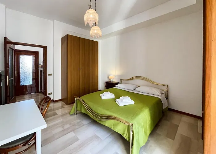 Casa Gramsci - Affitti Brevi Italia ゲストハウス